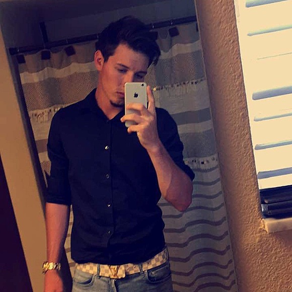 Meet your Posher, Stephen - Picture 1 of 1